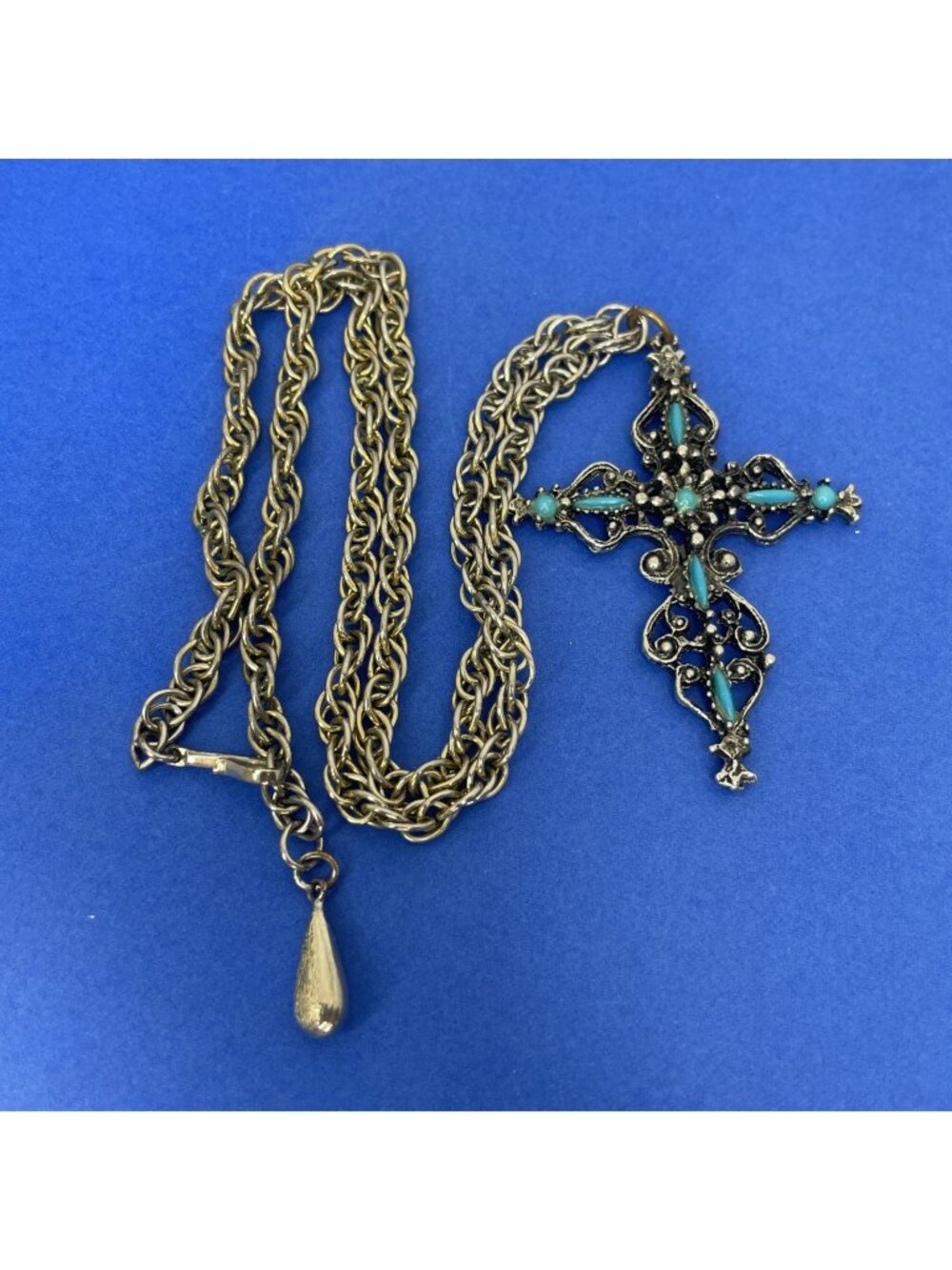 READ Vtg Roma Ornate Cross Pendant On Coro Chain Shepards Hook 20” Necklace